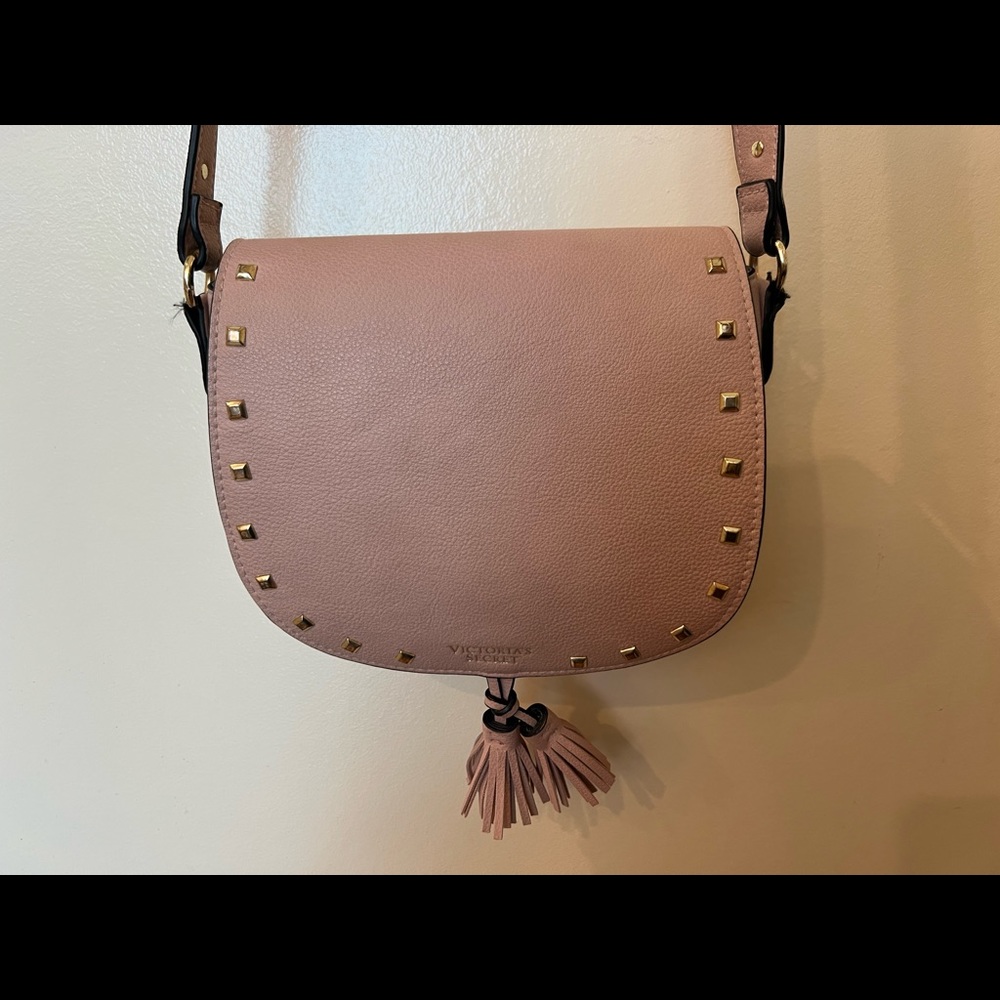 Victoria secret cross body bag, creamy color. Perfect condition